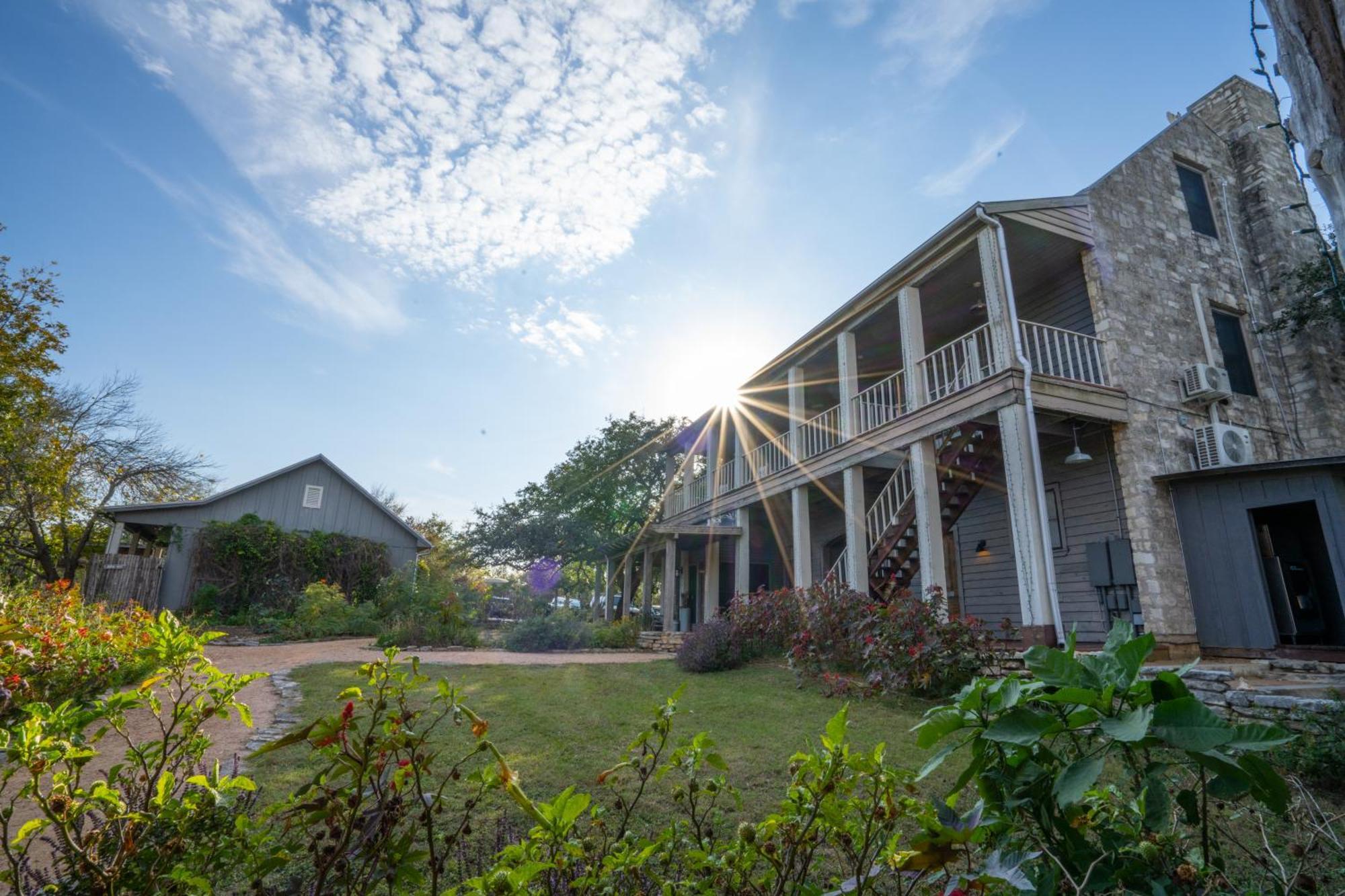 Sage Hill Inn & Spa Kyle Exterior photo