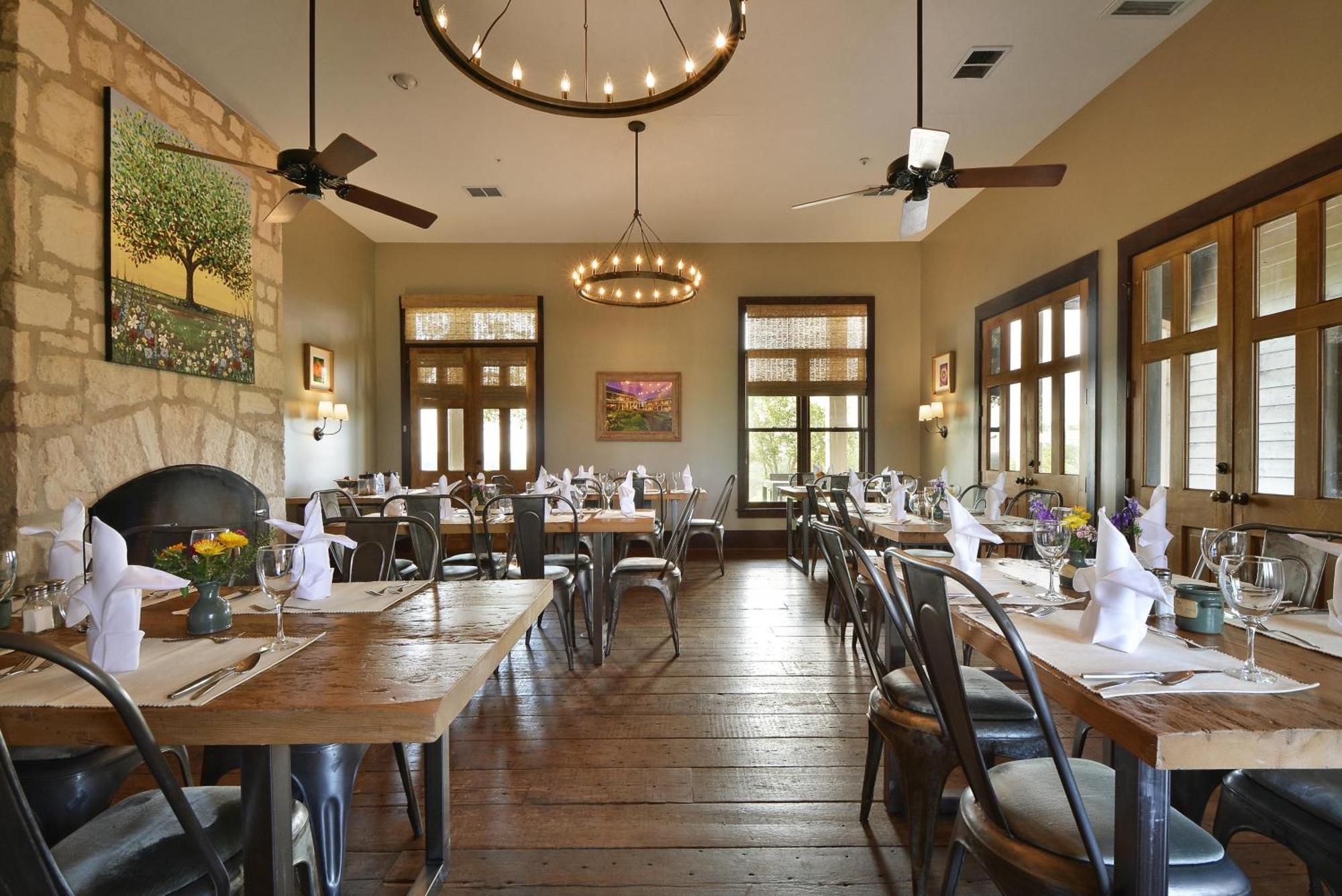 Sage Hill Inn & Spa Kyle Exterior photo