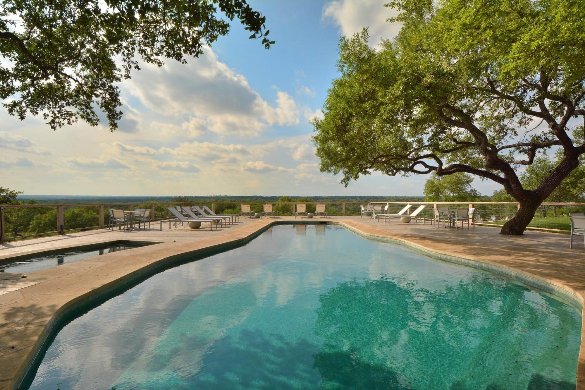 Sage Hill Inn & Spa Kyle Exterior photo